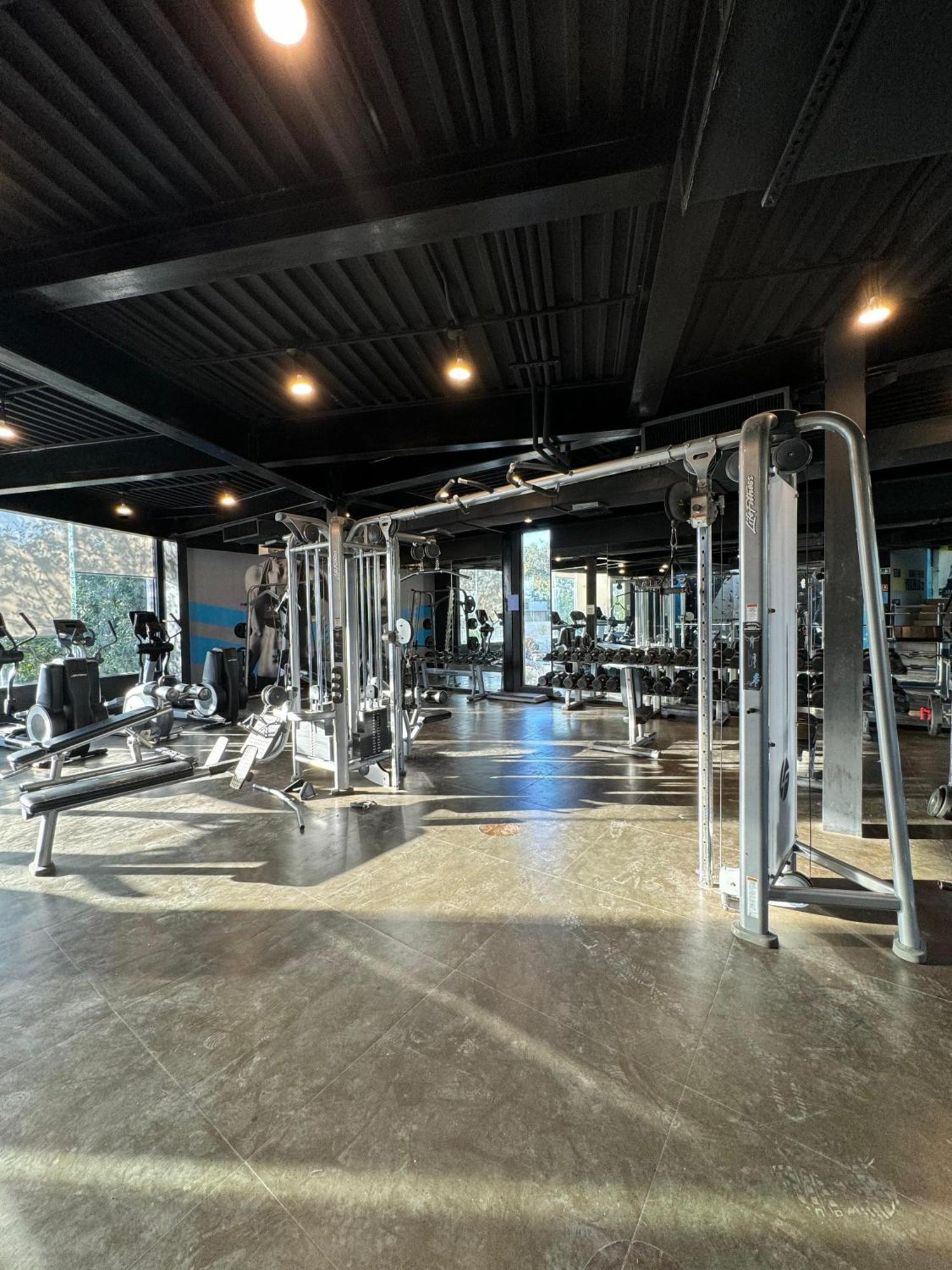 Starfit Hotel Boutique Beachclub, Spa & Gym Included 툴룸 외부 사진